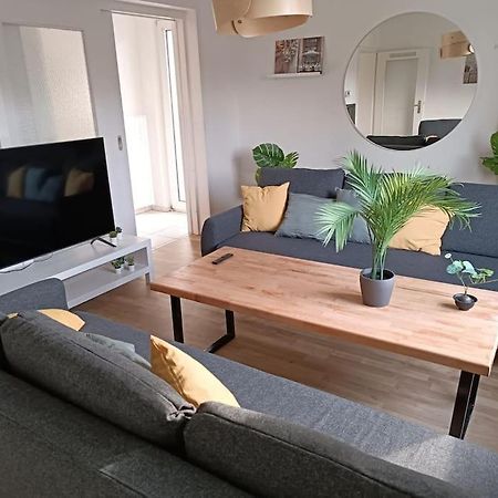 Comfortable Apartment With Balcony Bochum Esterno foto