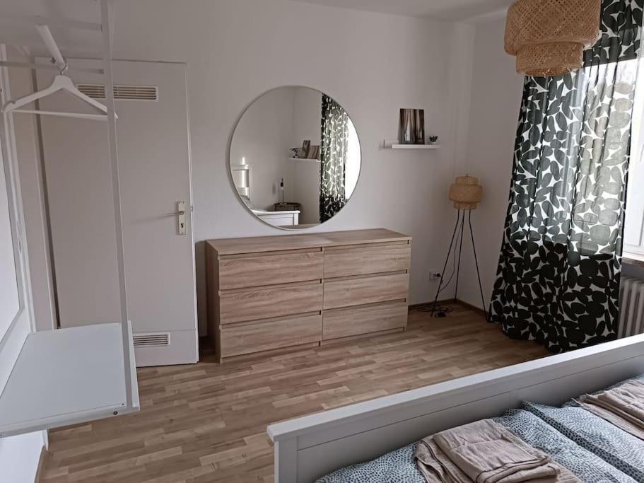 Comfortable Apartment With Balcony Bochum Esterno foto